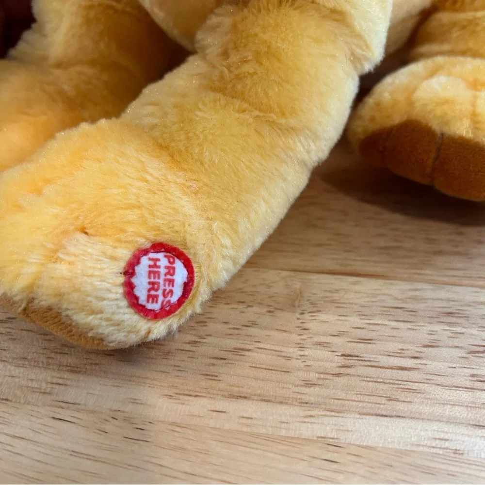 Simba‎ Disney The Lion King Collector Hallmark Battery Pack Stuffed Animal Plush